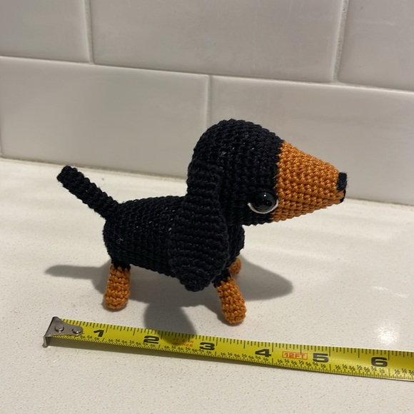Handcrafted Dachshund Decor Amigurui Crochet Figure Dog Puppy - Picture 8 of 9